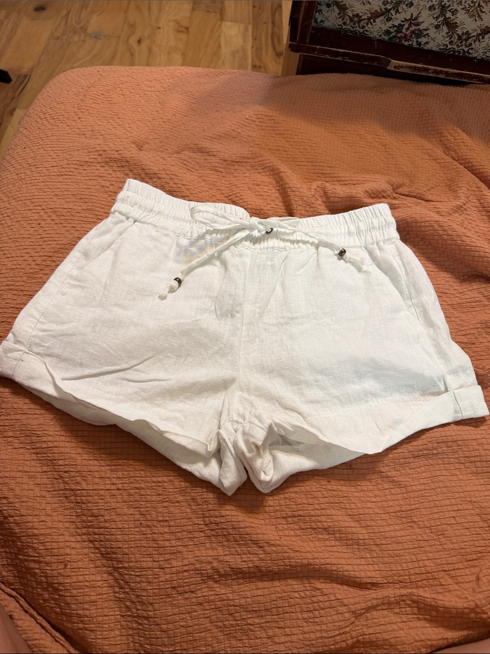 Love Tree Linen Shorts
